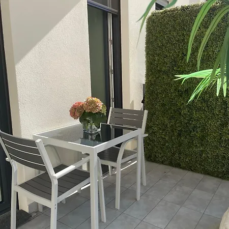 Lägenhet Milanese Lodge/luxury House In The Heart Of *